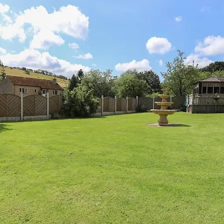 Wend Gardens Annx Carleton Pet Friendly