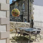 Wend Gardens Annx Carleton Pet Friendly Holiday home *